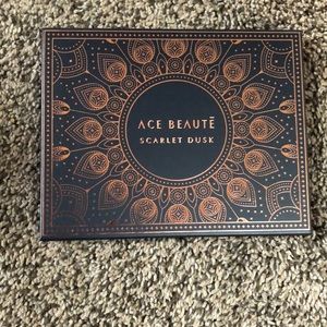 Ace Beaute eyeshadow palette